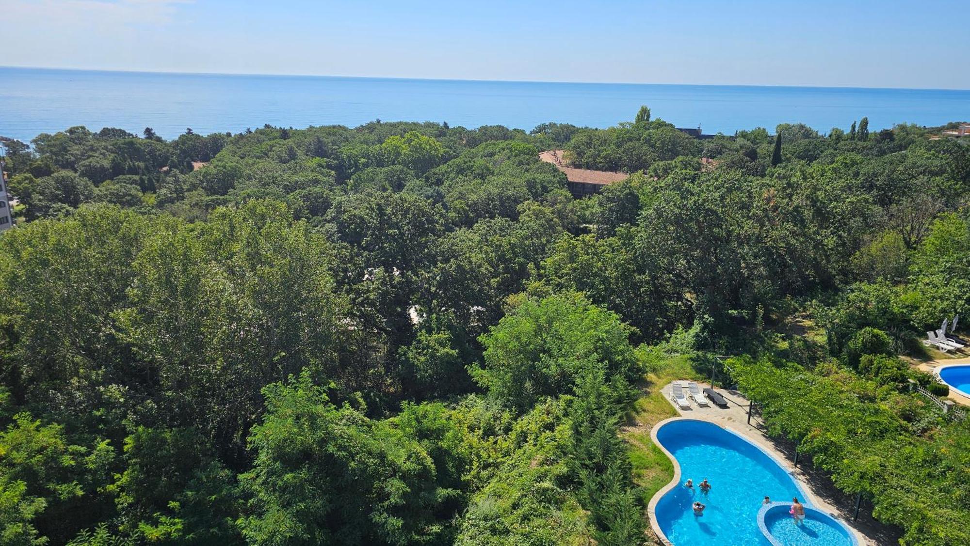 Vesta Riviera - Free Parking Aparthotel Golden Sands Exterior photo